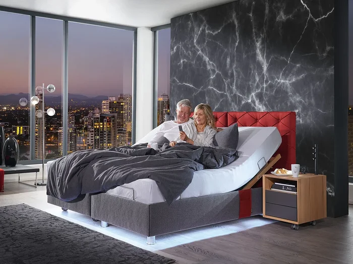 Kirchner Pflegebett Milano Boxlike mit Liftsystem